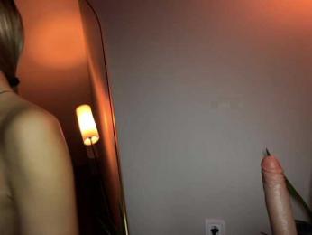 xs-suchka bongacams stream image