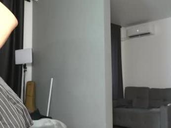 amilia4u chaturbate stream image, 28.10.2025 08:00