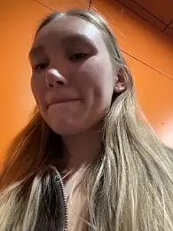 MariaTull stripchat stream image, 29.10.2025 13:50