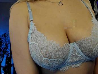 Careful_i_Bite bongacams stream image