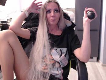 blondalina bongacams stream image