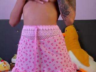 harmonyhill camsoda stream image, 01.11.2025 01:00