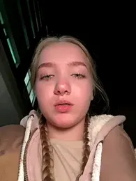 bambi_lu stripchat stream image, 04.11.2025 17:30