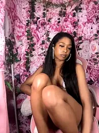 mismialove stripchat stream image, 06.11.2025 10:10
