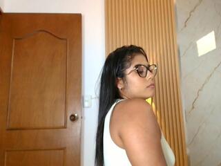 Madisson Queen flirt4free stream image