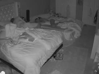 voyeurcam-house-charleys-room camsoda stream image