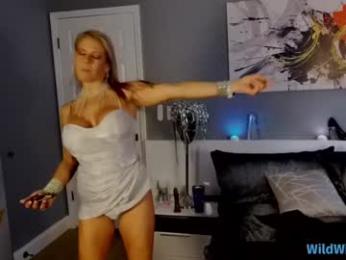 wildwifebarbie chaturbate stream image, 08.11.2025 16:00