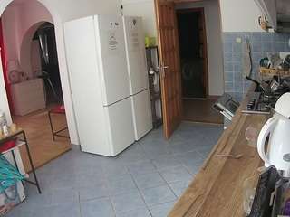 voyeurcam-julmodels-kitchen camsoda stream image