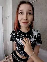 caressyourself stripchat stream image, 16.11.2025 17:30
