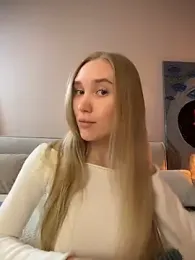 MariaTull stripchat stream image, 17.11.2025 13:40