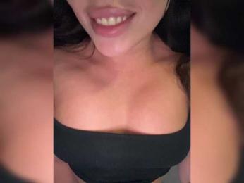 -Hennessy- bongacams stream image