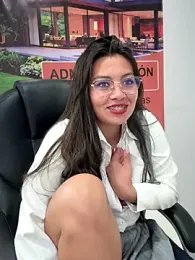 LIZ-06_ stripchat stream image, 27.11.2025 16:10