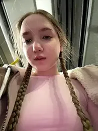 bambi_lu stripchat stream image, 28.11.2025 20:50