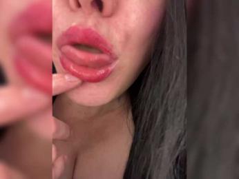 LouiseJenkin bongacams stream image