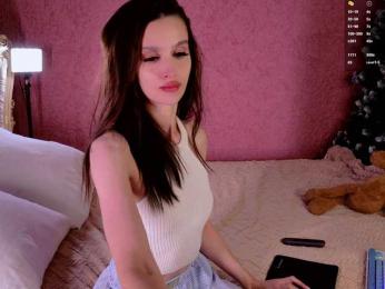 Enchantressss bongacams stream image