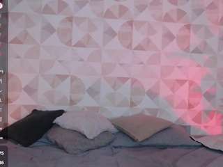 elissecinnamon camsoda stream image