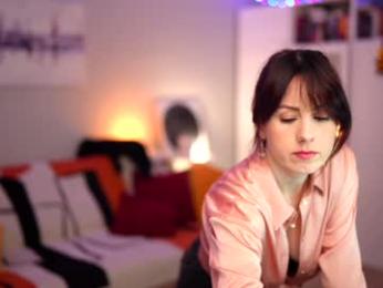 _blackbee_ chaturbate stream image, 02.12.2025 11:40