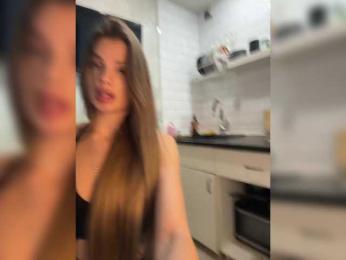 SweetyMia bongacams stream image