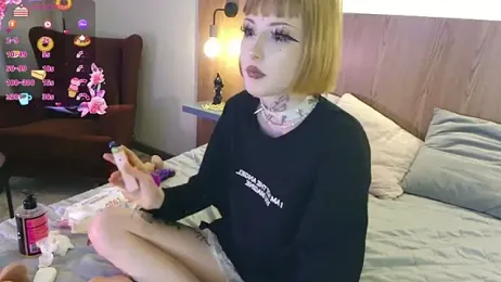 MilkMeSoftly stripchat stream image, 06.12.2025 08:20
