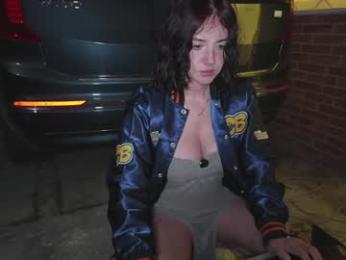 vanandjuani chaturbate stream image