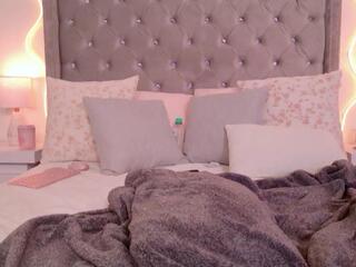 Julia Summers flirt4free stream image, 07.12.2025 05:00