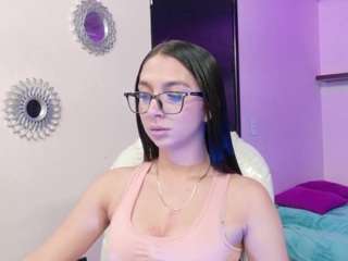 maeve-ds camsoda stream image