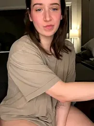 nerdynina stripchat stream image