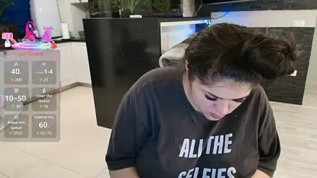 Layla- stripchat stream image