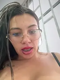 LIZ-06_ stripchat stream image, 16.12.2025 19:40