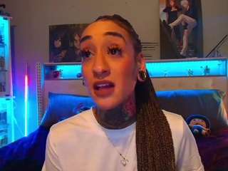 starryari69 camsoda stream image