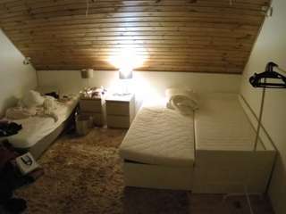 voyeurcam-julmodels-whitebed-2 camsoda stream image, 15.12.2025 00:50