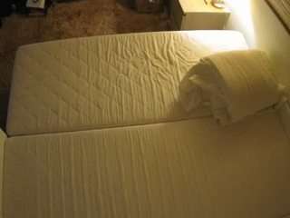 voyeurcam-julmodels-whitebed-3 camsoda stream image, 13.12.2025 15:00
