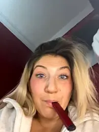 LittleMissEeve stripchat stream image, 20.12.2025 02:40