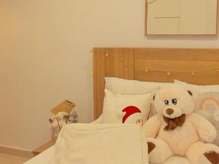 Emiliana Lowell flirt4free stream image