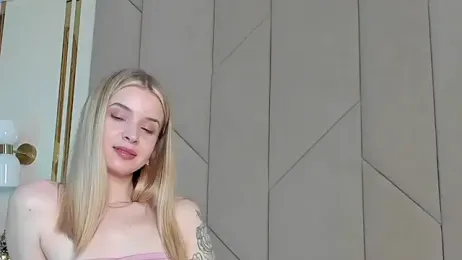 Touch_me stripchat stream image, 22.12.2025 17:40
