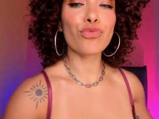 dani-moore camsoda stream image