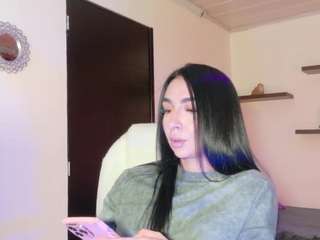 maeve-ds camsoda stream image