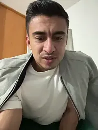 Chris_Clarck stripchat stream image, 29.12.2025 04:00