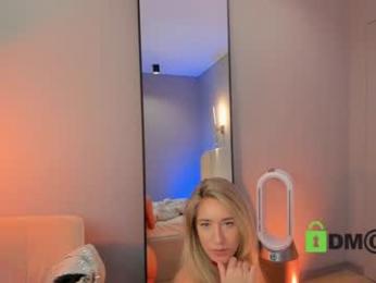 lonelyflowerr chaturbate stream image, 30.12.2025 20:00