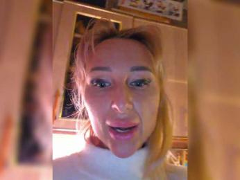 ARotikA bongacams stream image