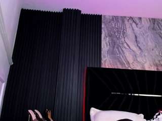 atinxnaugthy camsoda stream image