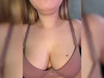 AlinaRay bongacams stream image