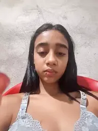 Zoe_Sweett18 stripchat stream image, 05.01.2026 18:20