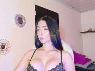 maeve-ds camsoda stream image