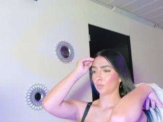 maeve-ds camsoda stream image