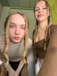 Liza_risky stripchat stream image