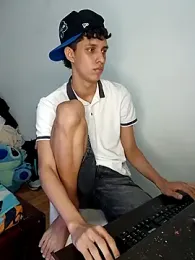 Alayn_sexy_ayes stripchat stream image