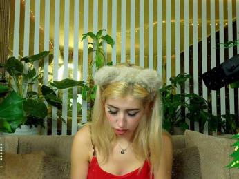 FlowwwerGirl bongacams stream image