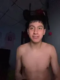 Stiven_017 stripchat stream image