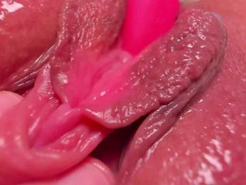 teeencute bongacams stream image